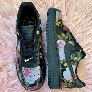Nike Shoes - New Nike Women’s Air Force 1 Black Floral Sneakers Nike Shoes - New Nike Women’s Air Force 1 Black Floral Sneakers